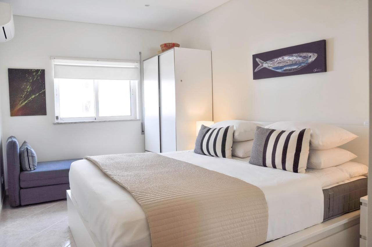 Lovelystay - 2Br Modern, Pool Access, Close To Marina & Beach Quarteira Ngoại thất bức ảnh